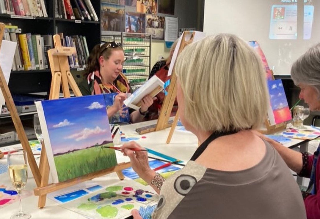 Paint n Sip - Escape to the Country